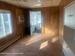 247 Belmont St in Carbondale, PA - Building Photo - Building Photo