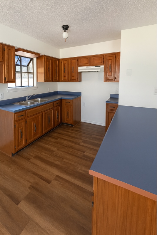 614 E Live Oak St in Lockhart, TX - Building Photo - Building Photo