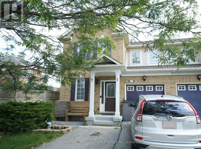 657 Thompson Rd S in Milton, ON - Building Photo - Building Photo