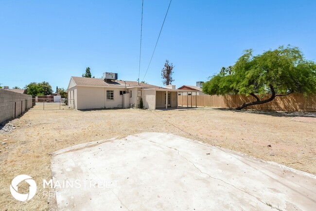 2118 S Kelvin Stravenue in Tucson, AZ - Foto de edificio - Building Photo