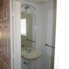 706 Baldwin Rowe Cir in Panama City, FL - Building Photo - Building Photo