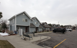 North Lincoln Park Homes Apartments