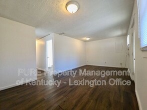 207 Mt Vernon Rd in Berea, KY - Building Photo - Building Photo