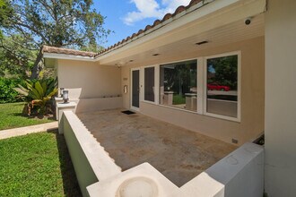 2608 NE 12th St in Fort Lauderdale, FL - Building Photo - Building Photo