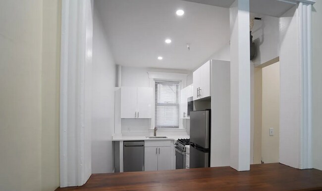 5 Ayr Rd, Unit #1