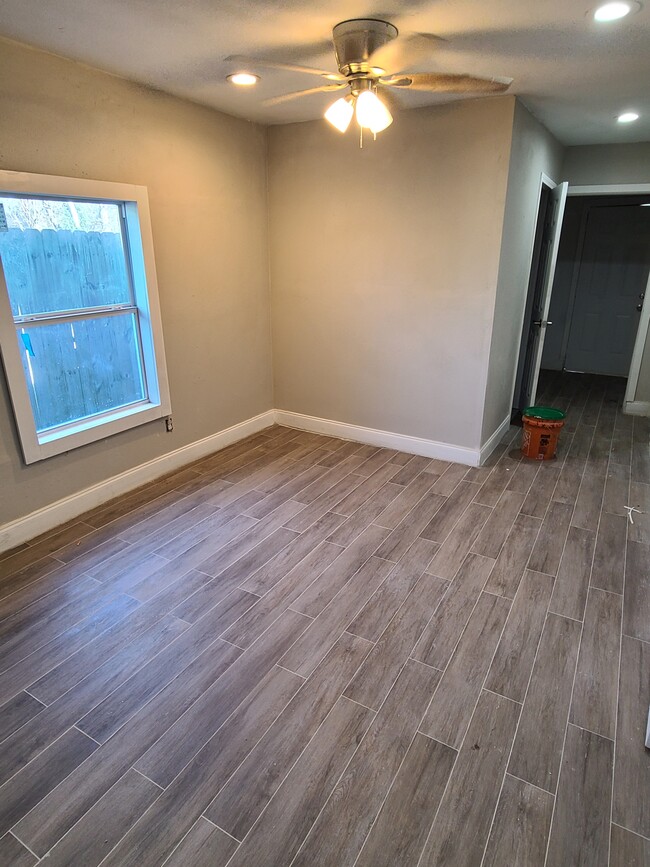 6223 Sherwood Dr in Houston, TX - Building Photo - Building Photo
