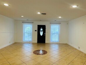 3850 NW 81st Terrace in Coral Springs, FL - Building Photo - Building Photo
