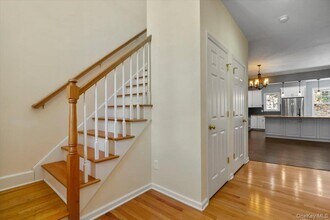 135 N River Dr in Beacon, NY - Building Photo - Building Photo