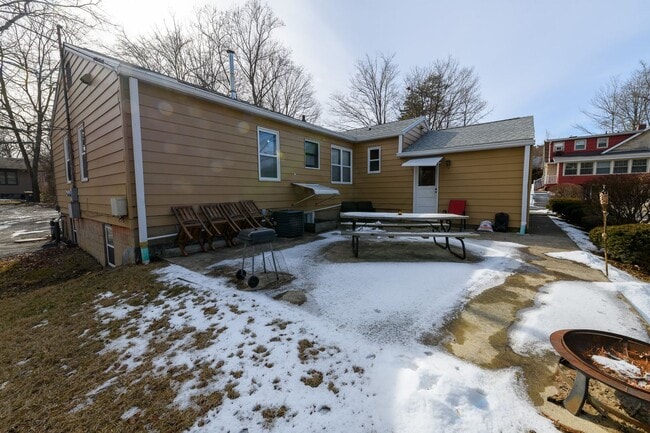 409 S Swain Ave in Bloomington, IN - Building Photo - Building Photo
