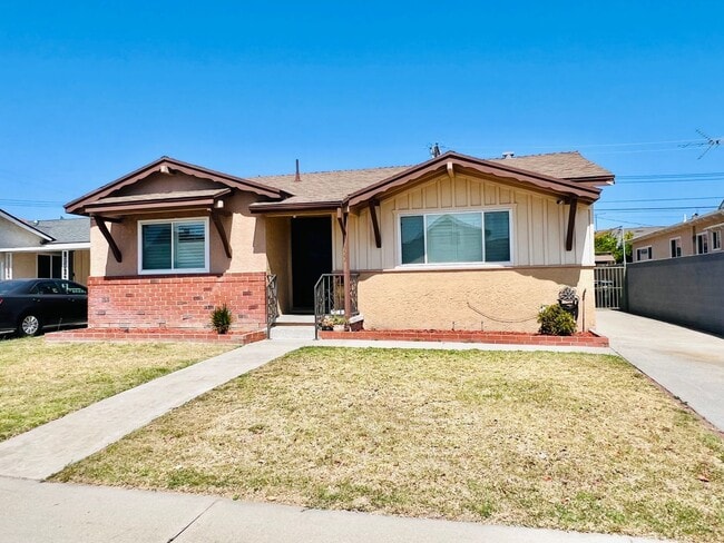 property at 17922 Thornlake Ave
