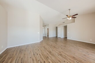 15317 N 85th Ave in Peoria, AZ - Foto de edificio - Building Photo