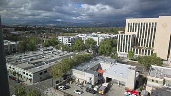 175 W Saint James St, Unit 1309 in San Jose, CA - Building Photo