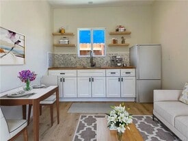 13104 Jouett St, Unit 13104 JOUETT in Los Angeles, CA - Building Photo