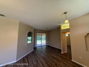 3355 Abeline Rd in Spring Hill, FL - Building Photo - Building Photo