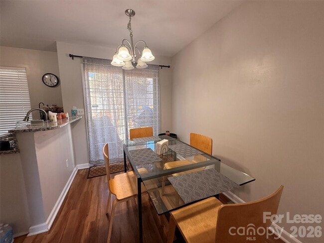 8212 Circle Tree Ln in Charlotte, NC - Building Photo - Building Photo