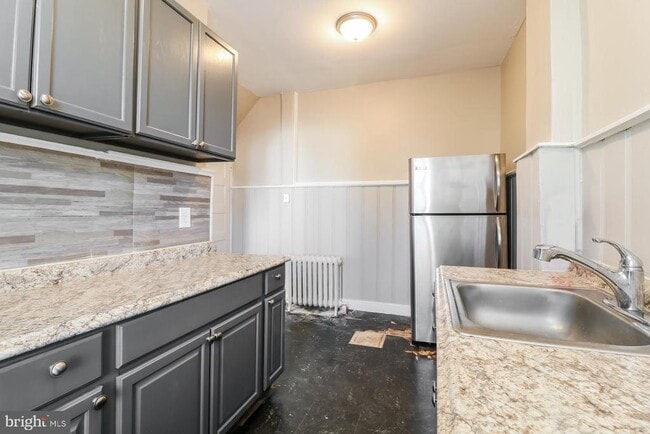 5416 Thomas Ave in Philadelphia, PA - Building Photo - Building Photo