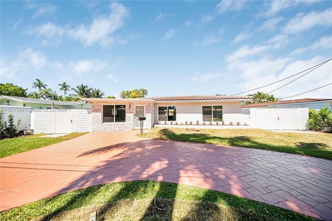 property at 2001 NW 33rd St