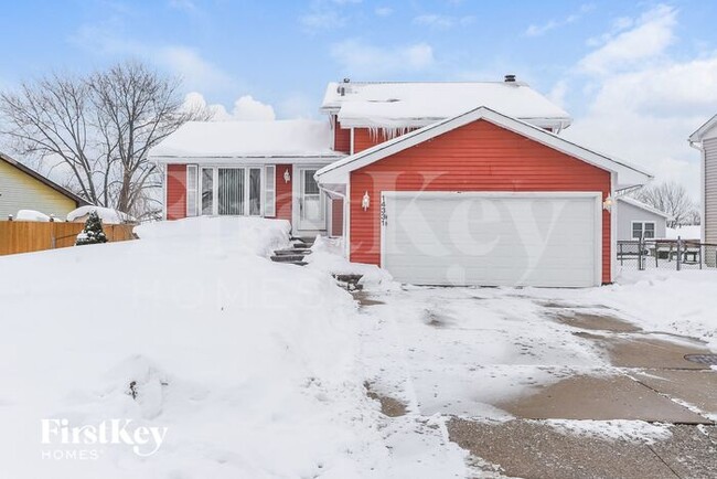 property at 14331 S Birchdale Dr