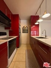 5257 Radford Ave in Los Angeles, CA - Building Photo - Building Photo