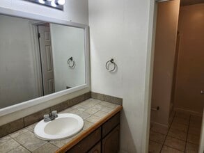 44 5th St in Shalimar, FL - Foto de edificio - Building Photo