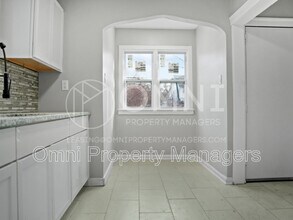 15784 Kentucky St in Detroit, MI - Building Photo - Building Photo