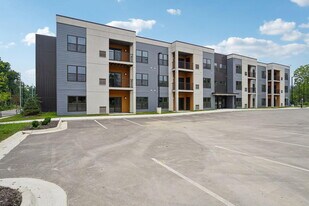 2645 Burton Rd in Ann Arbor, MI - Building Photo