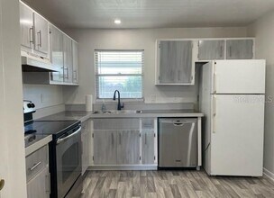 1406 SE 23rd Terrace in Cape Coral, FL - Building Photo - Building Photo