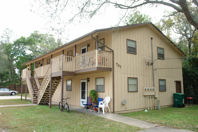 707-709 Green St in Fort Walton Beach, FL - Building Photo - Building Photo