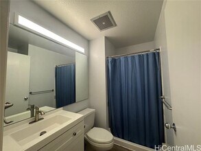 94-215-215 Lumiaina Pl in Waipahu, HI - Building Photo - Building Photo