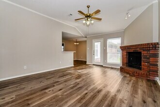 3506 Locust St in Rowlett, TX - Building Photo - Building Photo