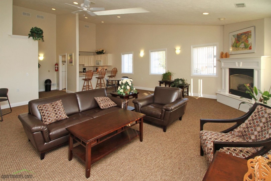 Ramblewood Apartments in Lansing, MI - Building Photo