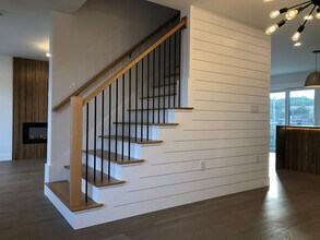 32 Birch Brook Rd in Lynn, MA - Foto de edificio - Building Photo