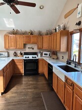 95 S Ward Ave in Rumson, NJ - Building Photo - Building Photo