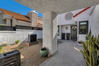 15290 Bambi Ct in Moorpark, CA - Building Photo - Building Photo