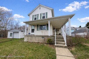 1746 Bloom Ave in Scranton, PA - Building Photo