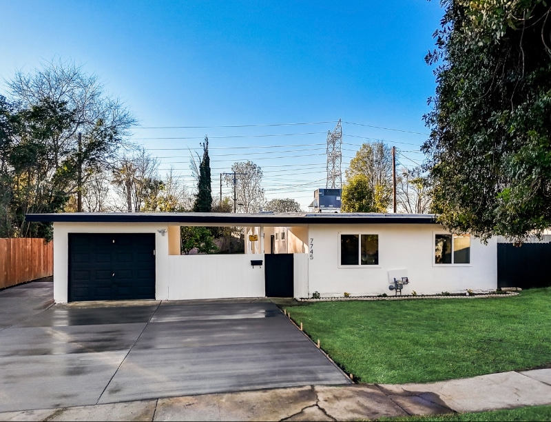 7745 Geyser Ave in Los Angeles, CA - Foto de edificio