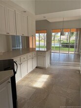 12348 SW Keating Dr in Port St. Lucie, FL - Foto de edificio - Building Photo