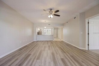 960 Starkey Rd in Largo, FL - Building Photo - Building Photo