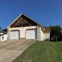 523 Cutty Trail in Lakeway, TX - Building Photo