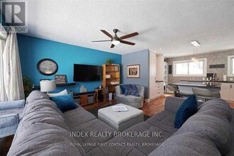 18 Bothwell Crescent in Barrie, ON - Building Photo - Building Photo