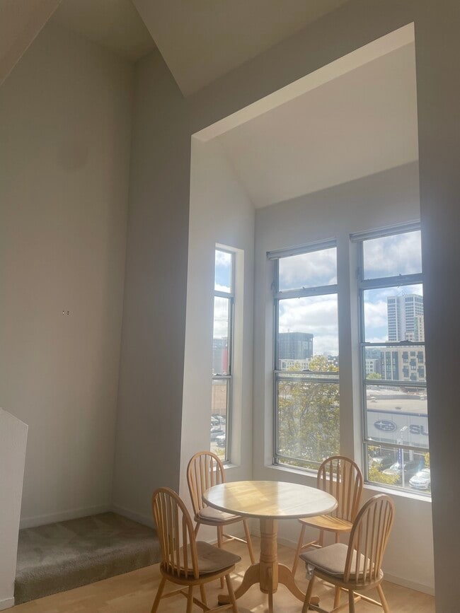 426 27th St, Unit Midtown Lofts #203B in Oakland, CA - Foto de edificio - Building Photo