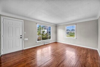 10401 Way Ave in Cleveland, OH - Building Photo - Building Photo