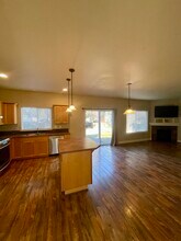 20333 Aberdeen Dr in Bend, OR - Foto de edificio - Building Photo