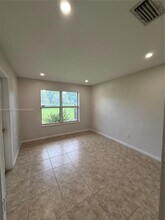 7612 NW 38th Ct in Hollywood, FL - Building Photo - Building Photo