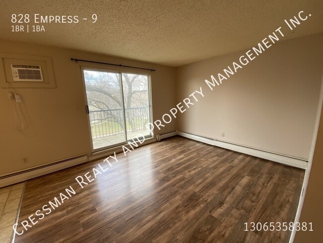 property at 828 Empress St
