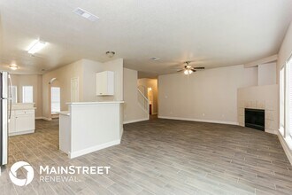 1954 Pin Oak Ln in Lancaster, TX - Building Photo - Building Photo