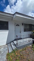 16131 NE 19th Pl in North Miami Beach, FL - Building Photo