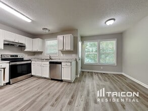 1031 Laurel Leaf Rd in Zebulon, NC - Building Photo - Building Photo