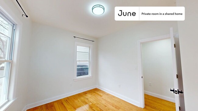 Private bedroom in 4 bed/2 bath Home in Boston, MA - Building Photo - Building Photo