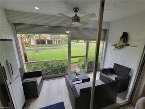 200 Forest Lakes Blvd in Naples, FL - Building Photo - Building Photo